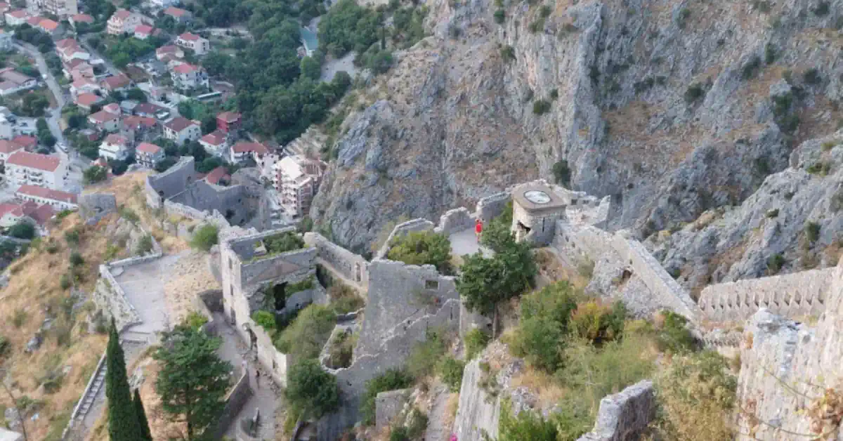 Kotor San Giovanni Fortress steps