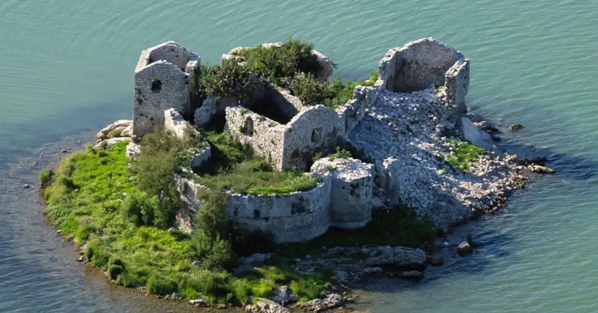 Lake Skadar Grmozur Prison Island