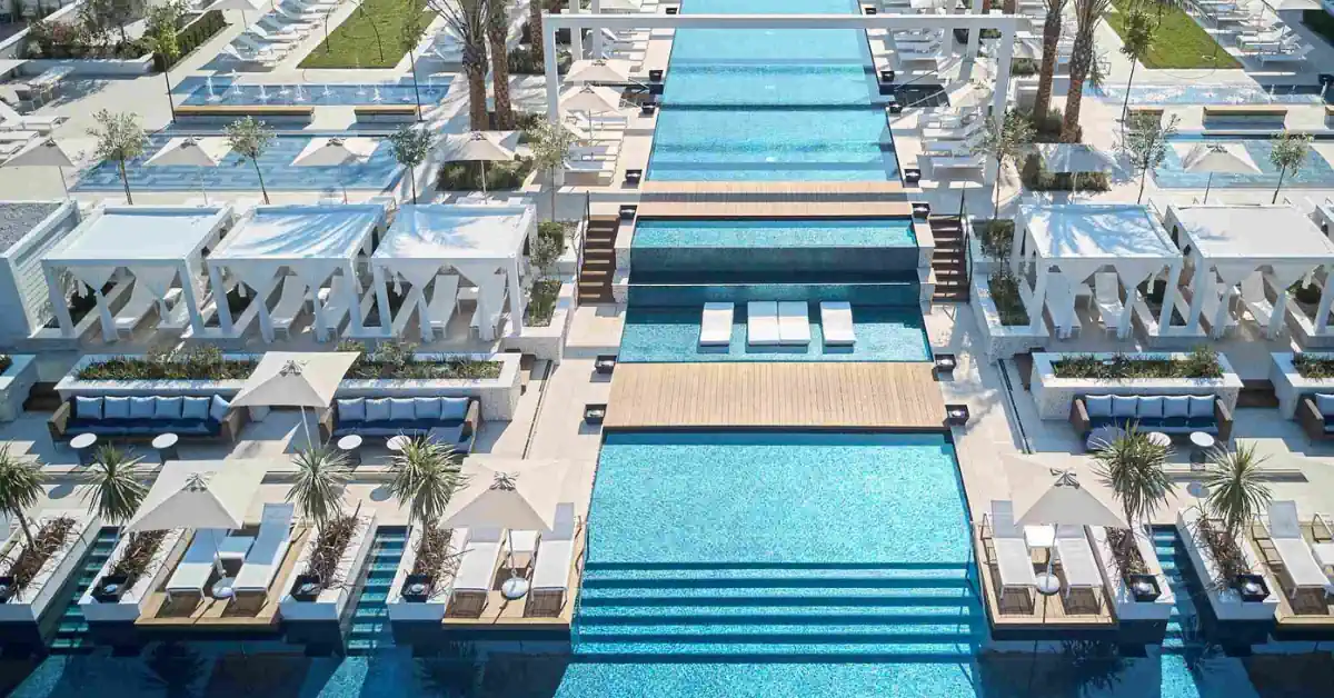 Regent Porto Montenegro pool club