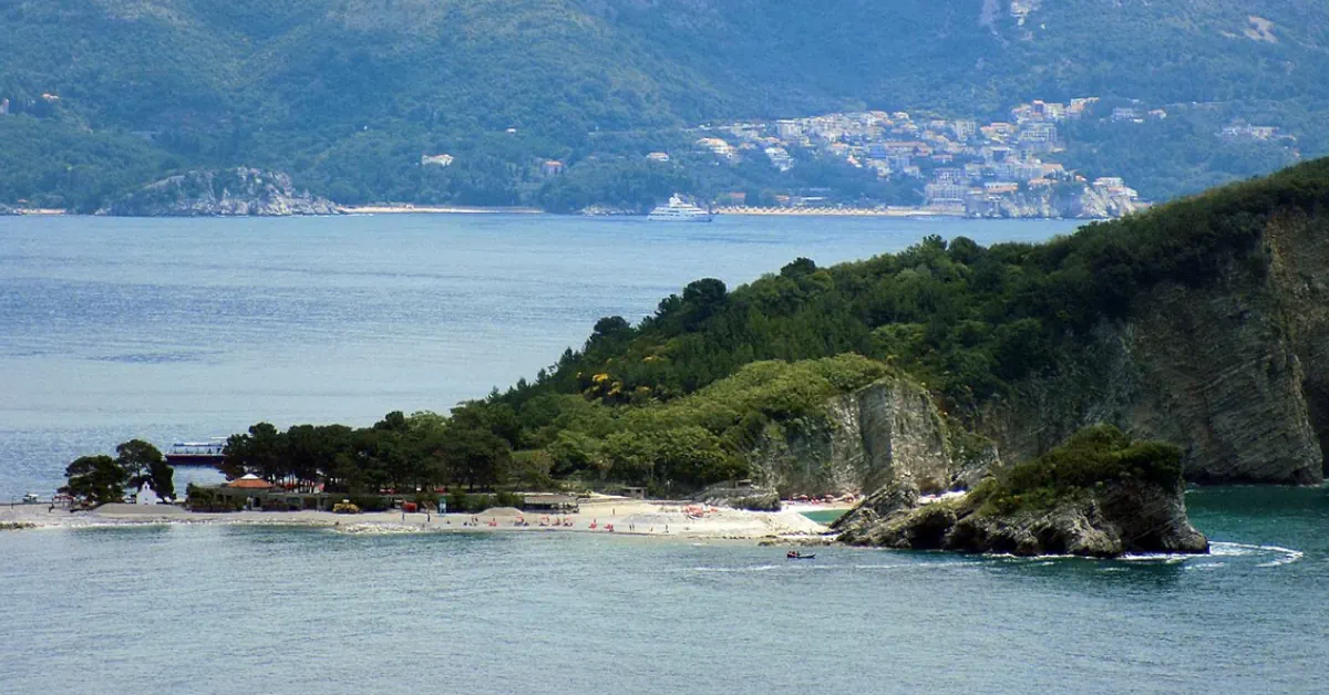 Sveti Nikola Island beaches