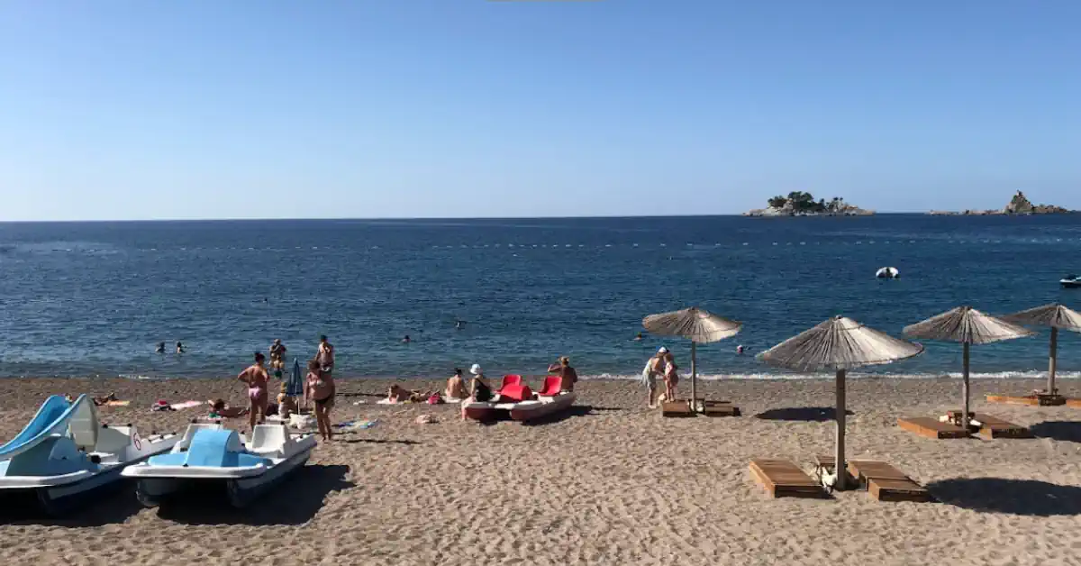 Lucice Beach Petrovac na Moru