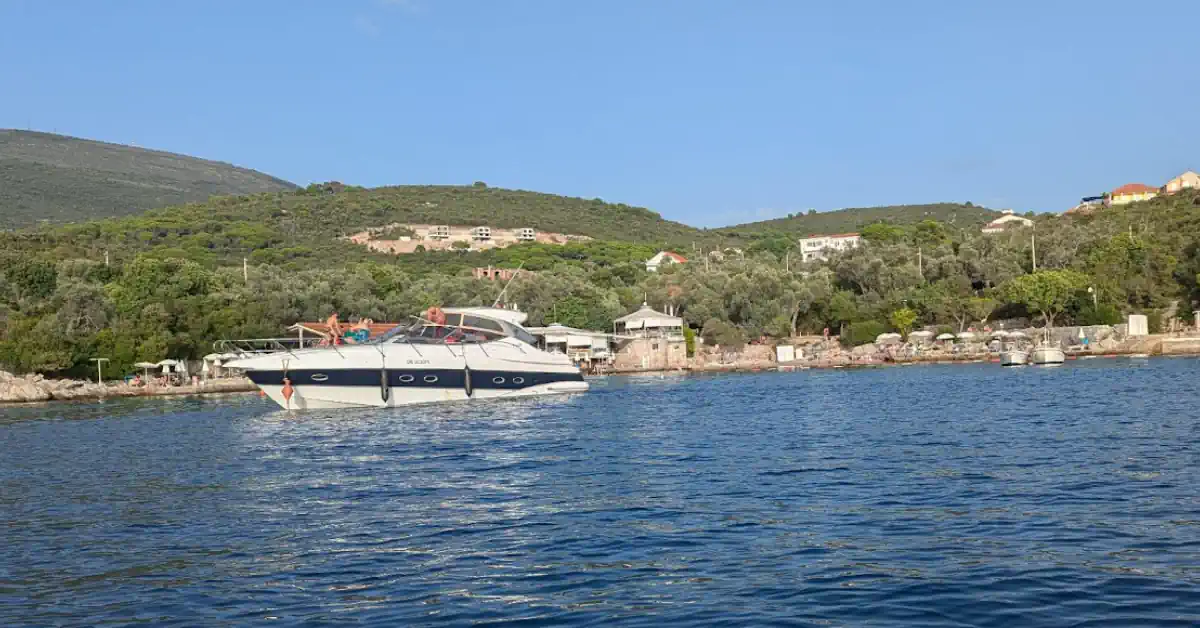 Miriste Beach by Boat